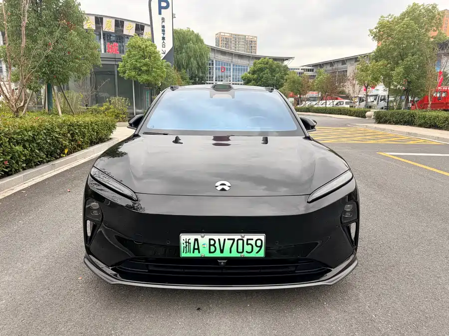 NIO ET5T 2023 Электрический
